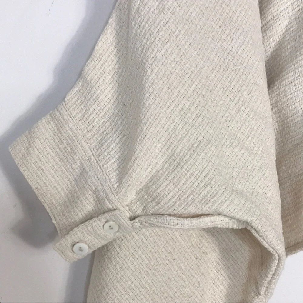 Myrah Penaloza - COTTON Cream Shirt Jacket - Picture 7 of 7